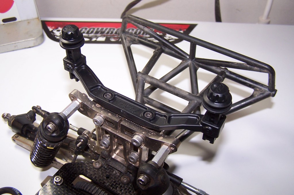 drag slash body mounts
