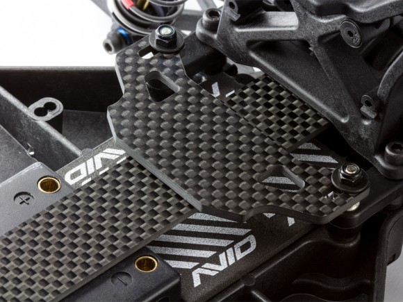 AV1021-SET_1_fwd_position_media