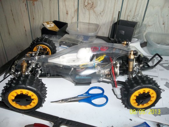 Tamiya Avante build 215