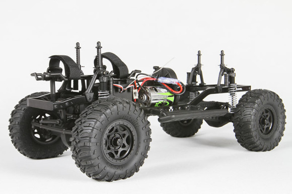ENDURANCE IS KEY The SCX10™ includes a rock solid, proven durable transmission with a protective cover to keep dirt and debris out of your pinion and spur gear and a dual slipper clutch that allows the motor to work more efficiently which greatly enhances the durability of the drivetrain. The realistic high strength c-channel chassis frame is made of durable steel with cross bracing for reinforcement and is held together with all hex hardware. 